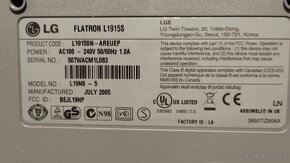 prodám funkční monitor LCD - FLATRON - jen v Brně- 300kč - 3