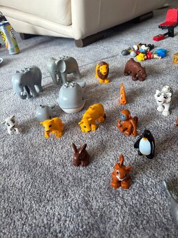 Lego Duplo sada kostek včetně aut a zvířátek 9 kg - 3