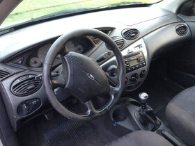 Ford Focus Combi 1,8TD 66kW C9DB 2001, díly - 3