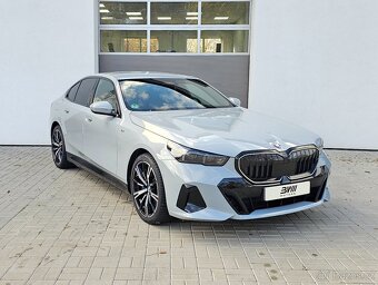 BMW Řada 5, 550e xDrive - 3