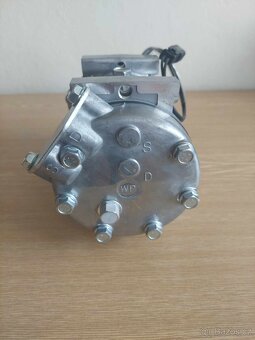 Kompresor klimatizace JCB 320/08562-A - 3