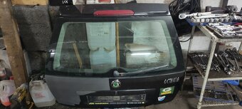 Škoda Octavia I 1U, převodovka, dveře, světla, nárazník - 3