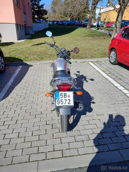 Yamaha YBR 125 - 3