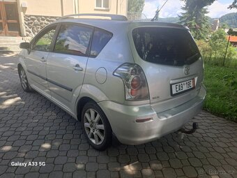 Toyota corolla verše 2.2 100kw - 3