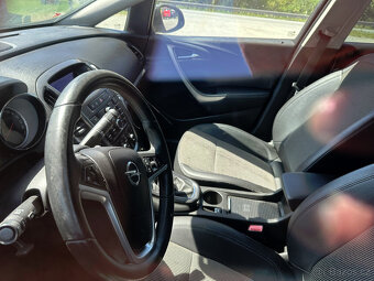 Opel Astra rok 2011 náhradní díly - 3