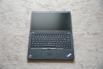 Lenovo ThinkPad T14, 16 GB RAM, dotykovy LCD - 3