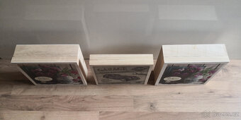 Set tří nových dřevěných krabiček s víky s potisky - 3