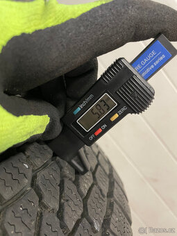 Bridgestone Blizzak 235/65 R16C 115/113 2Ks zimní pneumatiky - 3