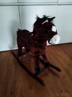 Houpací kůň - 3