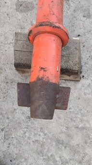 KOUPÍM ZEMNÍ VRTÁK - 3