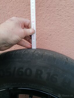 Originální disky a letní pneu na Dacia Jogger - 3