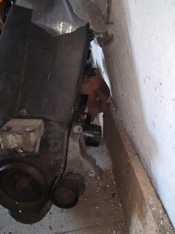 Felicia 1,6 motor a převodovka - 3
