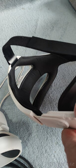 2x VR Oculus Quest 2 + příslušenství - 3