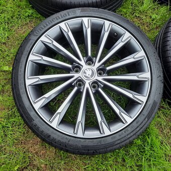 Alu kola R19 Škoda Octavia IV Karoq Superb VW Passat Touran - 3