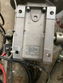 Prodám elektromotory s prevodovkou - 3