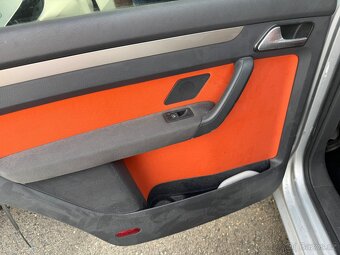 Vw touran 2010 interiér - 3