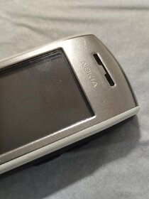 Nokia E 50-1 tlačítkový retro mobilní telefon - 3