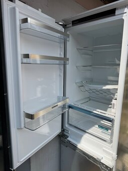 Vestavěná lednice s mrazákem SIEMENS - 3