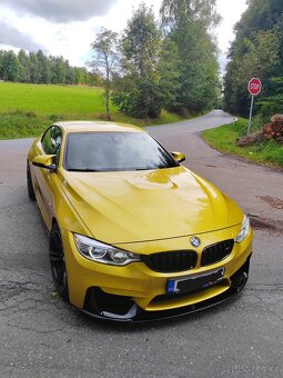 BMW M4 F82 F83 Manuál - 3