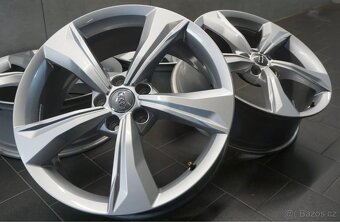 ORIGINALNÍ ALU KOLA AUDI Q5 SQ5 R19 - 3