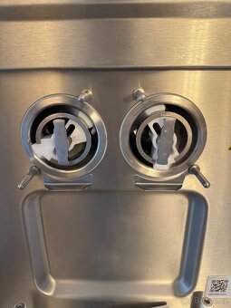 Carpigiani Zmrzlinový stroj TRE/B - 3