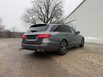 Mercedes Benz E300de T Saloon - 3