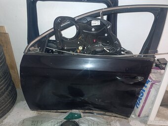 Dveře na náhradní díly - 3