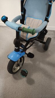 Kočárek s řídítky a šlapadly - 3