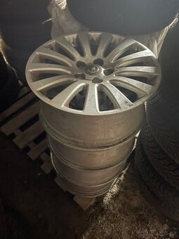 Kola Volkswagen Škoda Ford Opel - 3