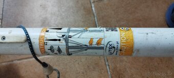 Hospodský deštník -konstrukce - 3