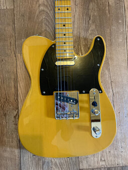 Kytara Vintage V52BS - 3