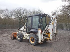 Nakladač JCB 2CX - PODKOP - 3