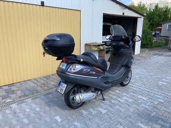 Piaggio X9 125 Evo - 3
