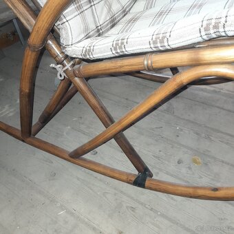 Starší houpací křeslo ratanové Thonet ? - 3