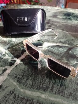 Sluneční brýle Fendi - 3