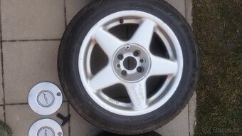 Prodám sadu kol AZEV 7,5Jx15, 4x98, pneu 195/55/15 - 3