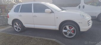 Porsche Cayenne 3.6 benzín - 3