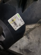 PORSCHE CAYENNE 955 Pravá mlhovka 7L5941 - 3