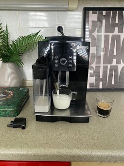 kávovar Delonghi ecam cappuccino - 3