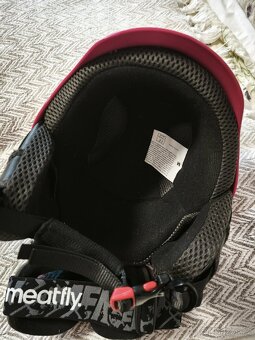 Dámská lyžařská helma a brýle - 3