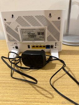 router Zyxel - 3