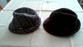 Pánská kožeš. čepice, dám. + pán. klobouky, šály, čepice - 3
