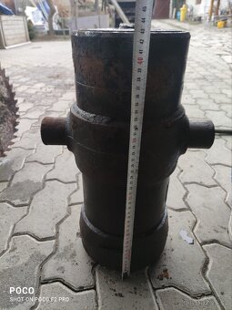 Mailer hydraulicky válec - 3