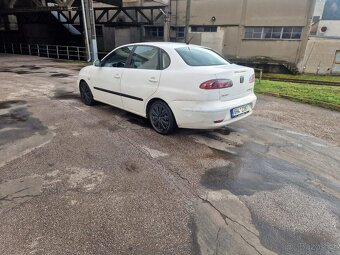 Seat Cordoba 1.9tdi 74kw, R.v 2005, najeto pouze 220tis, STK - 3