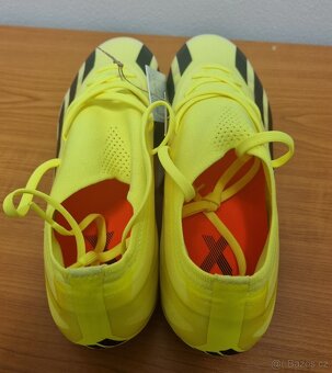 Nové kopačky Adidas X Crazyfast Pro FG - 3