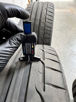 Pneu 225/45/17 - 3