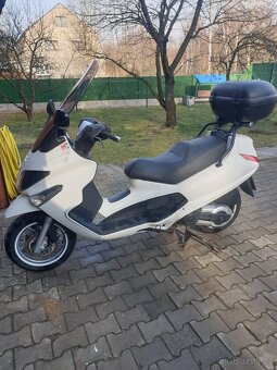 Prodám skútr piaggio X evo 400 - 3