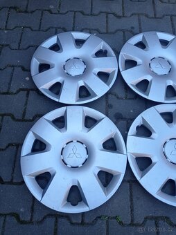 Kryty kol Mitsubishi 16' - 3