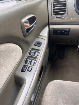 Hyundai Sonata - 3