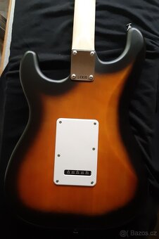 Fender Squire - 3